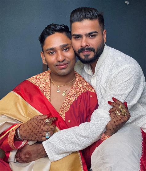 indian gay nudes|DesiGayz